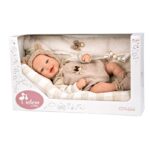 Кукла-бебе Рубен в бежов костюм на мече, реално тегло - 45 см - Image 2